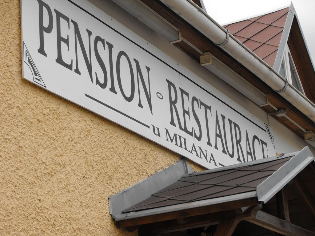 Hotel Pension U Milana Dvůr Králové nad Labem Exteriér fotografie